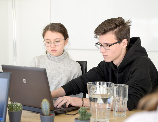 Mädchen-Informatik-los am nationalen Zukunftstag 